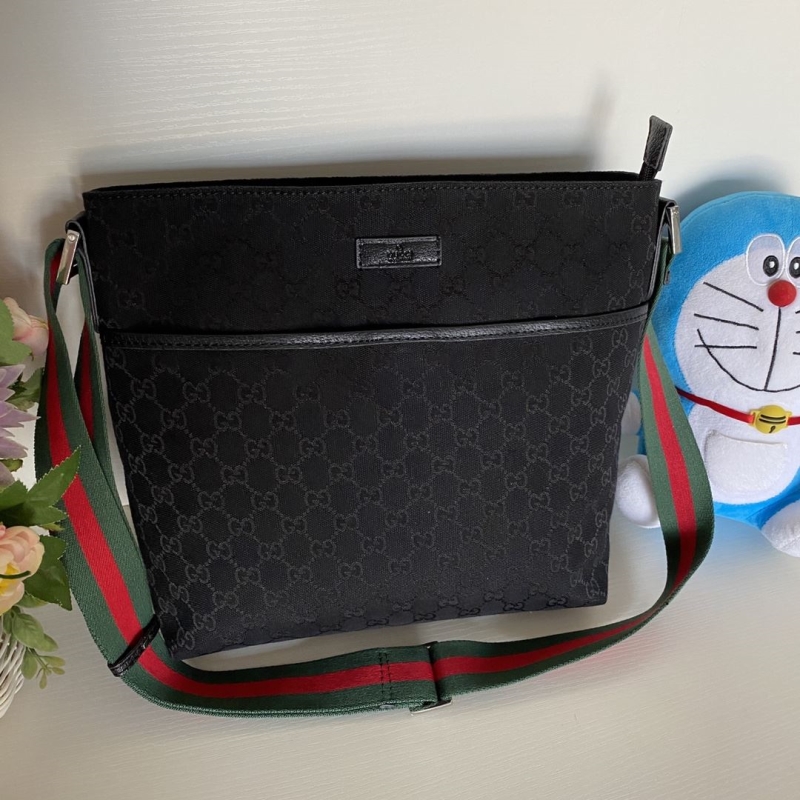 G*u*i satchel bags